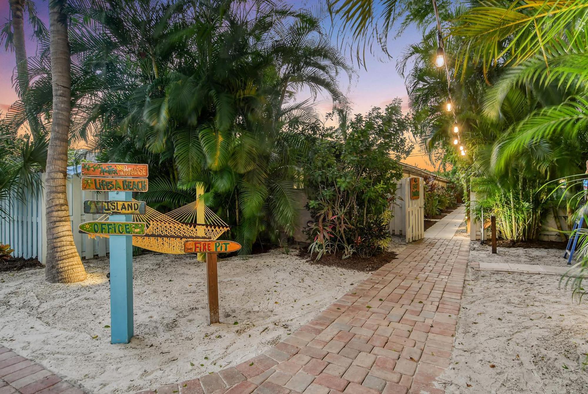 Siesta Key Palms Resort Point O'Rocks Kültér fotó